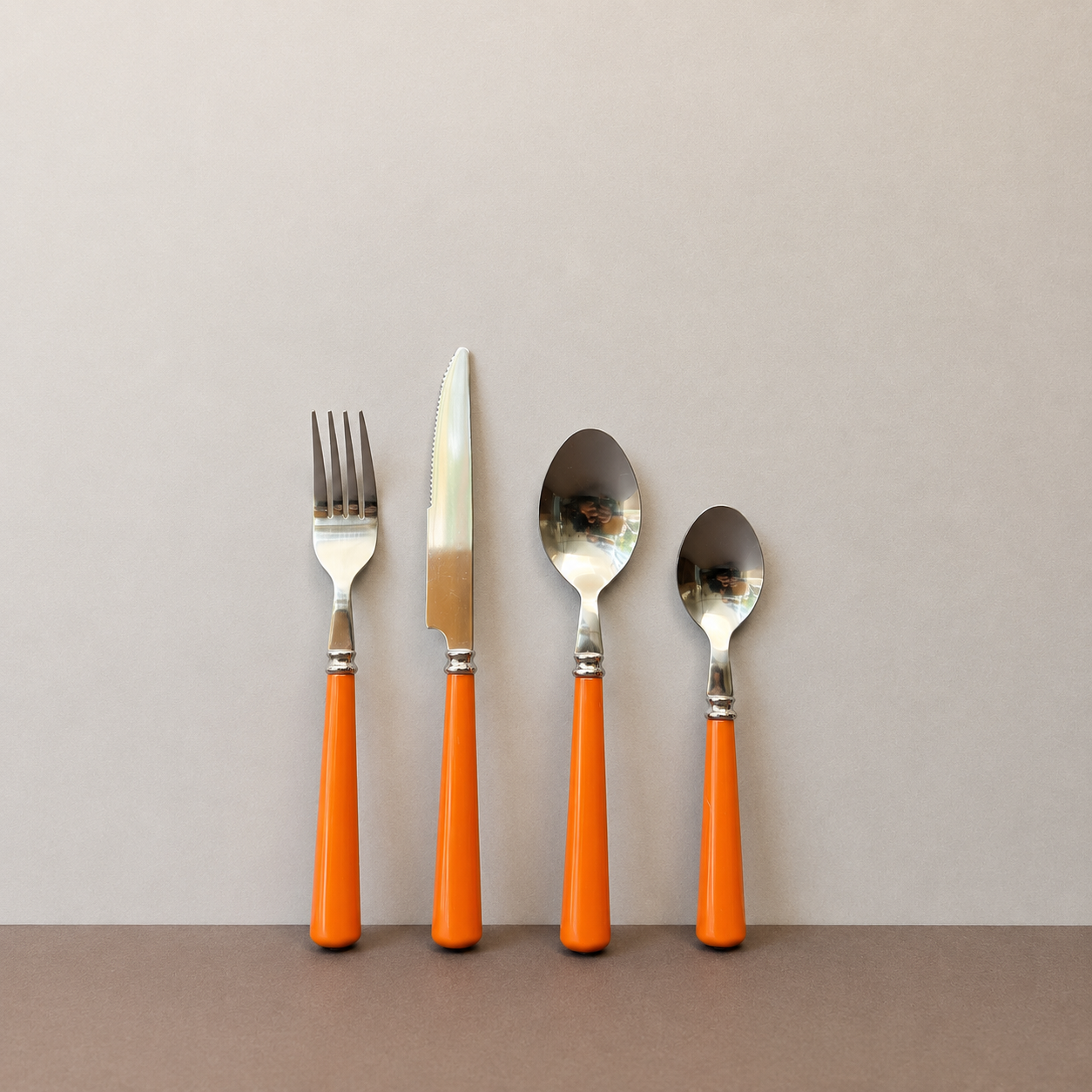 Lotta Orange Cutlery | 24 pcs