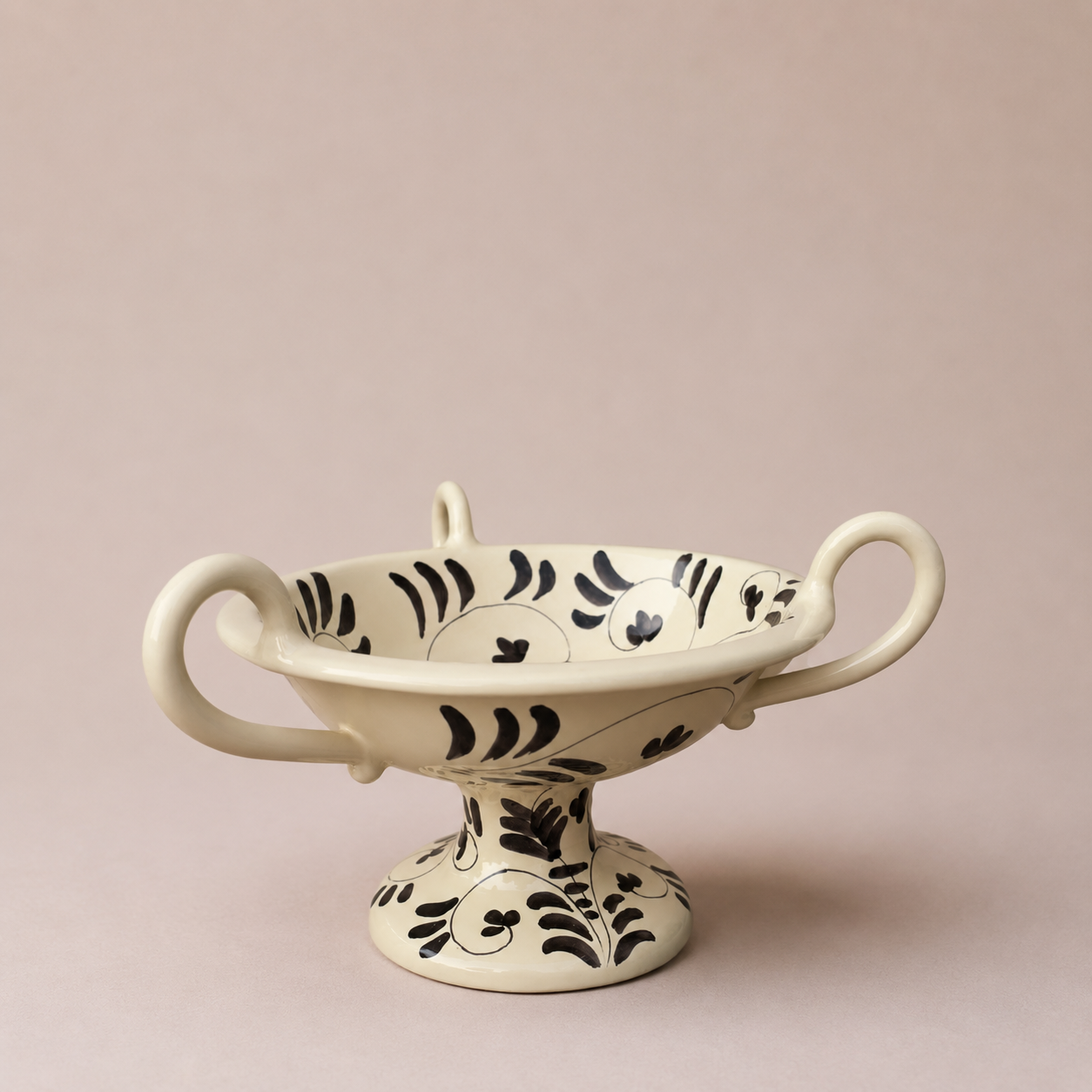 The Vines Fruit Bowl Stand